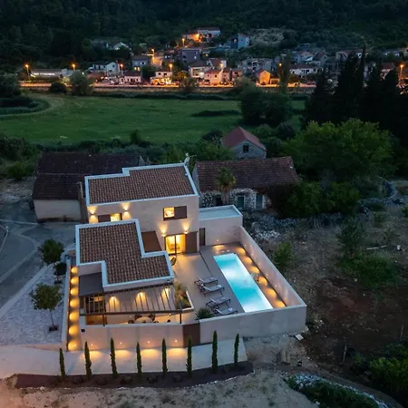Villa Radojka Metković